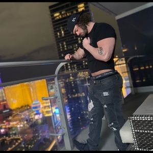 Meet your Posher, Evan